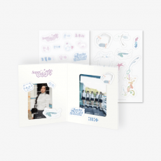 ILLIT - 'SUPER REAL ME' Photo Stand Set