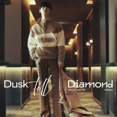YOON SAN-HA - ESQUIRE PHOTOBOOK [Dusk Till Diamond] (C VER)