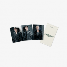 SEVENTEEN - '[RIGHT HERE] WORLD TOUR IN JAPAN' Photo Card