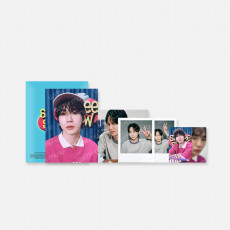 SHINee - 2025 SM ARTIST SEASON’S GREETINGS OFFICIAL MD : PHOTO PACK (SHINee Ver.) (MINHO)