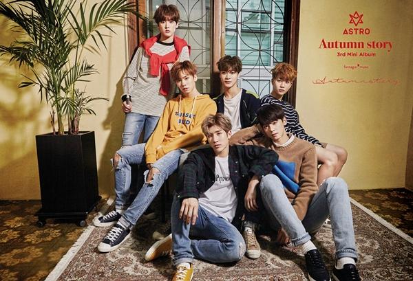 ASTRO - 3rd Mini / Autumn story [A Ver. RED]