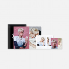 NCT 127 - 2025 SM ARTIST SEASON’S GREETINGS OFFICIAL MD : PHOTO PACK (NCT 127 Ver.) (DOYOUNG)