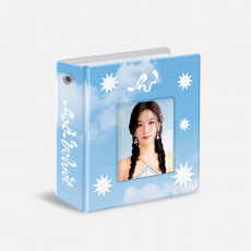 Red Velvet - 2025 SM ARTIST SEASON’S GREETINGS OFFICIAL MD : MINI COLLECT BOOK (Red Velvet Ver.) (IRENE)