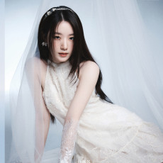SHUHUA ((G)-I-DLE) - APRIL 2025 [POWERCIRCLES] (C ver)