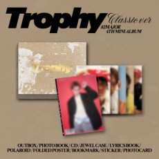 82MAJOR - 4th Mini Album [Trophy] (Random Ver.)
