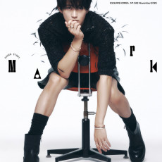 MARK (NCT) - NOVEMBER 2025 [ESQUIRE] (B ver)
