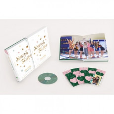 TWICE - MERRY & HAPPY MONOGRAPH (Limited)