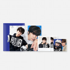 NCT 127 - 2026 SM ARTIST SEASON’S GREETINGS OFFICIAL MD : PHOTO PACK (DOYOUNG)