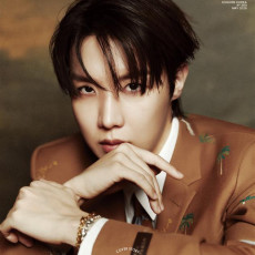 J-HOPE - MAY 2026 [ESQUIRE] (A ver.)