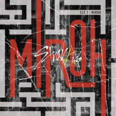Stray Kids - 4th Mini Album [CLÉ 1 : MIROH] (Random ver.)