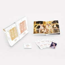 TWICE - MONOGRAPH [FEEL SPECIAL]