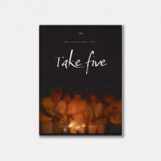 ONEWE - 2023 SEASON'S GREETINGS