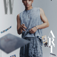 V (BTS) - W Magazine Volume 9 (B ver.)