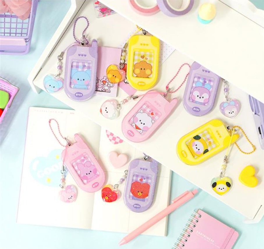 BT21 - minini RETRO PHONE KEYRING (RJ ver)